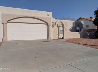 2424 Bugatti Dr, Las Cruces, NM 88001