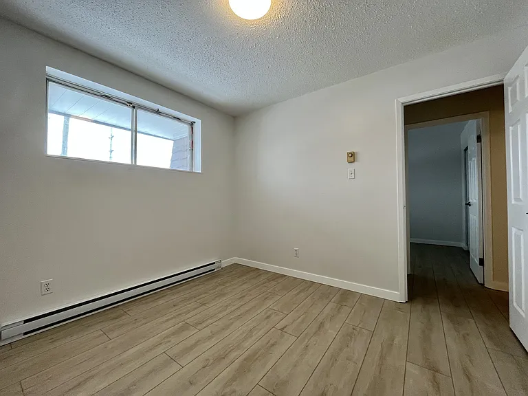 306 Balsam St #20 — Photo 12