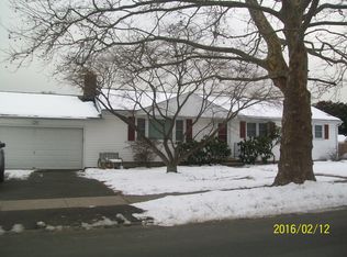 75 Post Oak Rd, Stratford, CT 06614