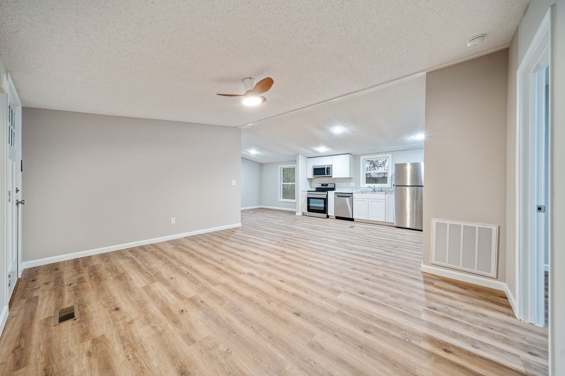 next background image