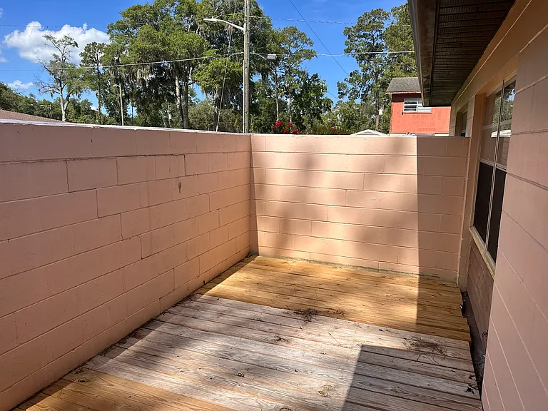 3700 SW 29th Ter #B — Photo 11