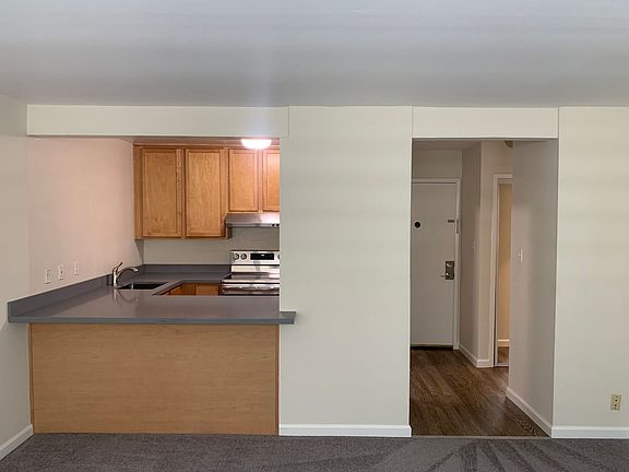 2nd image of 1479 El Camino Real #103