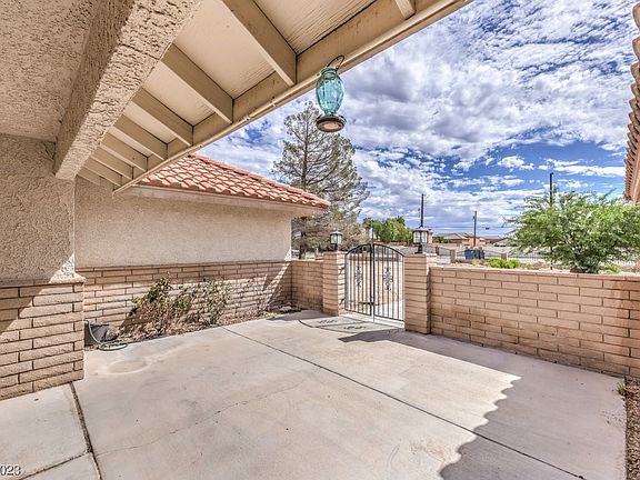 4th image of 7625 N Rainbow Blvd