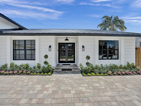 4th image of 1011 NW 4th Avenue