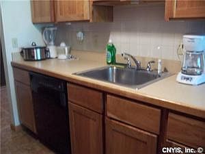 4th image of 719 Idlewood Blvd