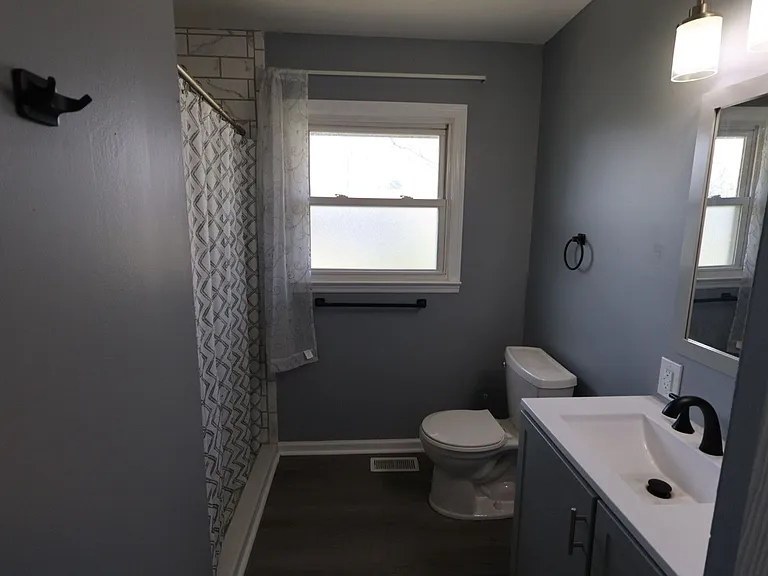 308 Larkwood Dr — Photo 5