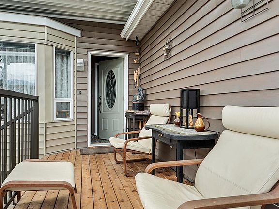 2nd image of 9055 Ashwell Rd #64