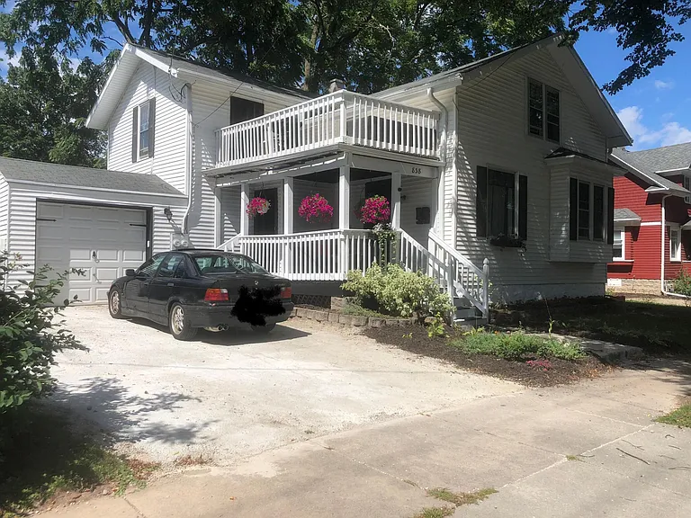 838 1/2 S Roosevelt St — Photo 16