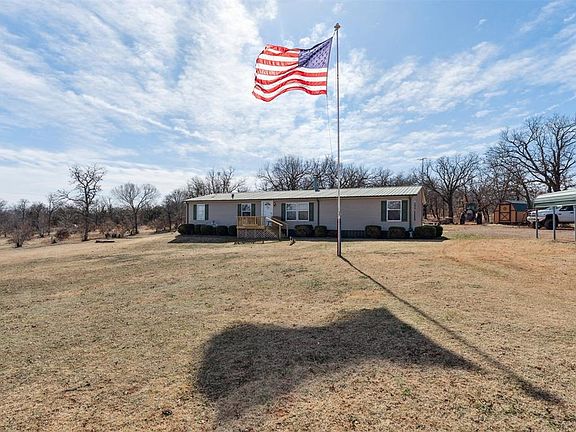 3rd image of 21700 Martin Rd