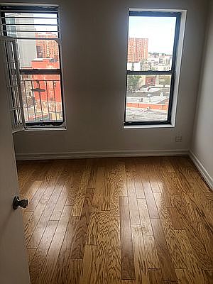 3rd image of 36 Convent Ave APT 21