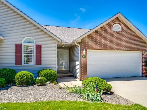 1488 Waters Edge Dr, Akron, OH 44313
