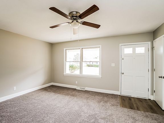 4th image of 109 Wisteria Rd