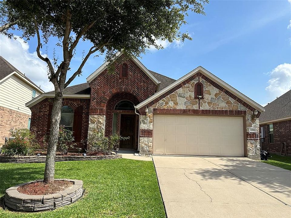 1st image of 19711 Amber Village Ln