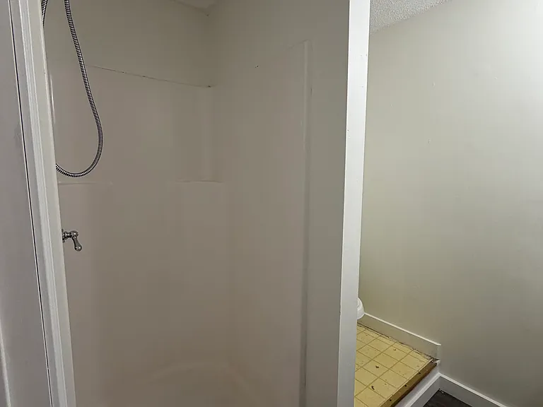 1109 Charles St #4 — Photo 5