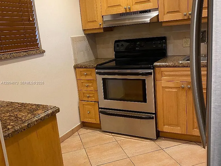 100 Edgewater Dr #102 — Photo 4