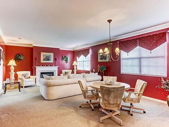 5th image of 2742 Cedarbrook Way