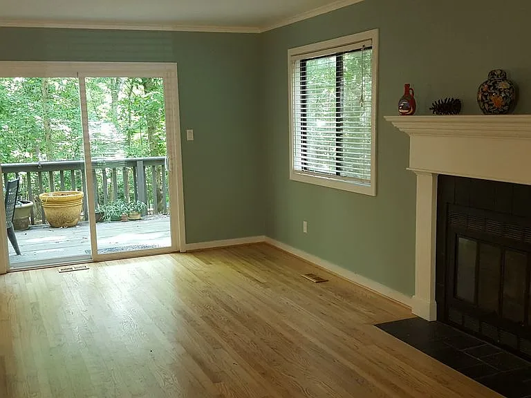308 Eastwood Rd #B — Photo 2