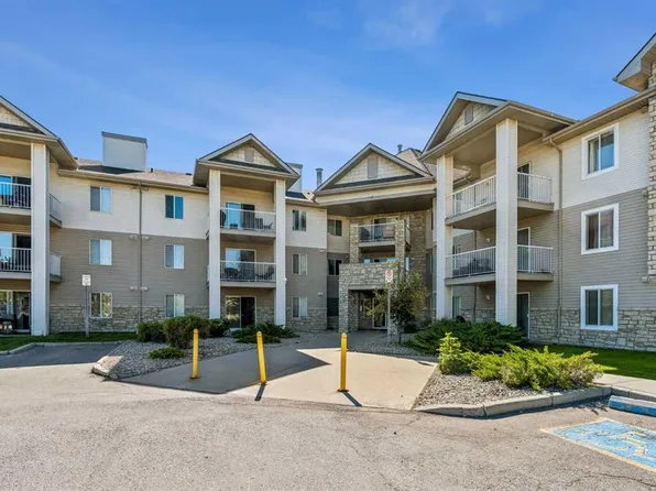 2600 NW 66th St NE #2108, Calgary, AB T1Y 7L1