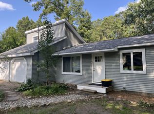 15257 Ripple Dr, Linden, MI 48451