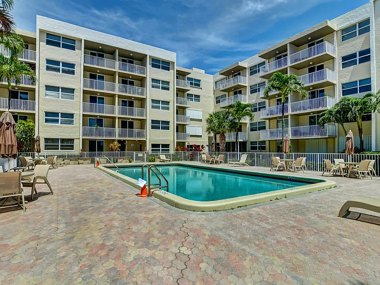2929 S Ocean Blvd #2010 — Photo 22