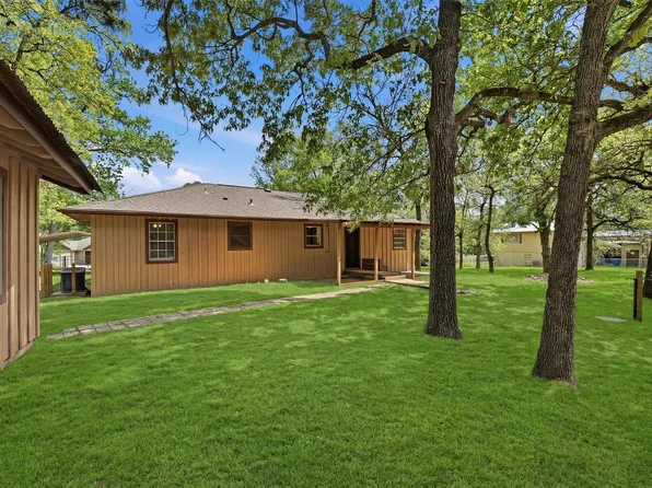 6492 Bonanza Dr, Montgomery, TX 77316