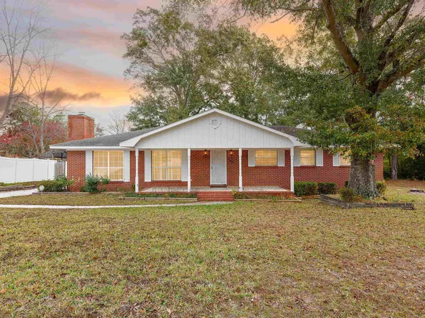 703 Dorsey St, Opp, AL 36467