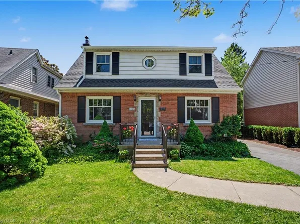 2068 Wellington Ave, Burlington, ON L7R 1P3