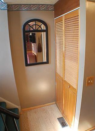 5th image of 103 Carriage Ct