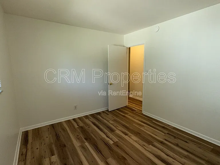 3542 Graceland Ave — Photo 16