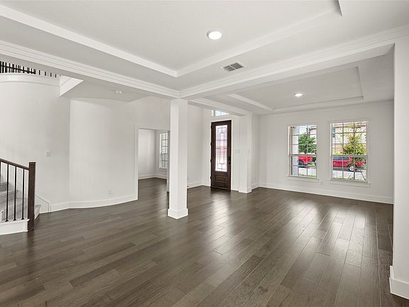 6th image of this home