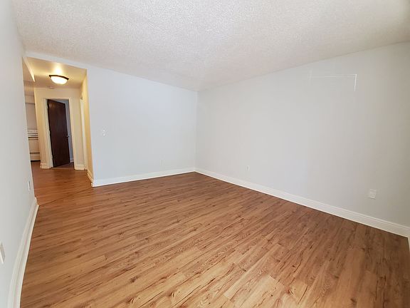 2nd image of 504 Barcelona Ave Unit 8