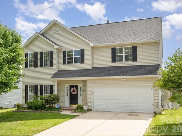 407 Goodloe Dr, Charlotte, NC 28262