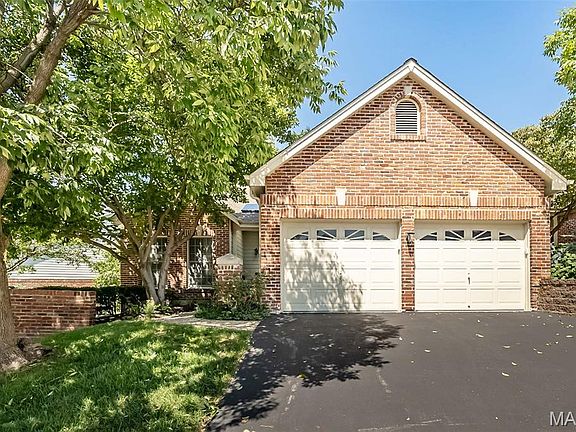 2nd image of 14143 Woods Mill Cove Dr