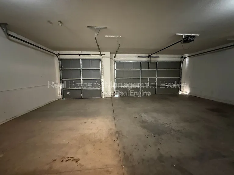 8014 W Pima St — Photo 41