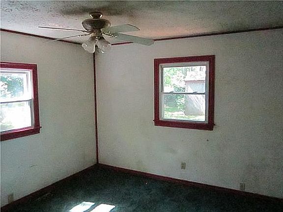 4th image of 3326 W 21st St