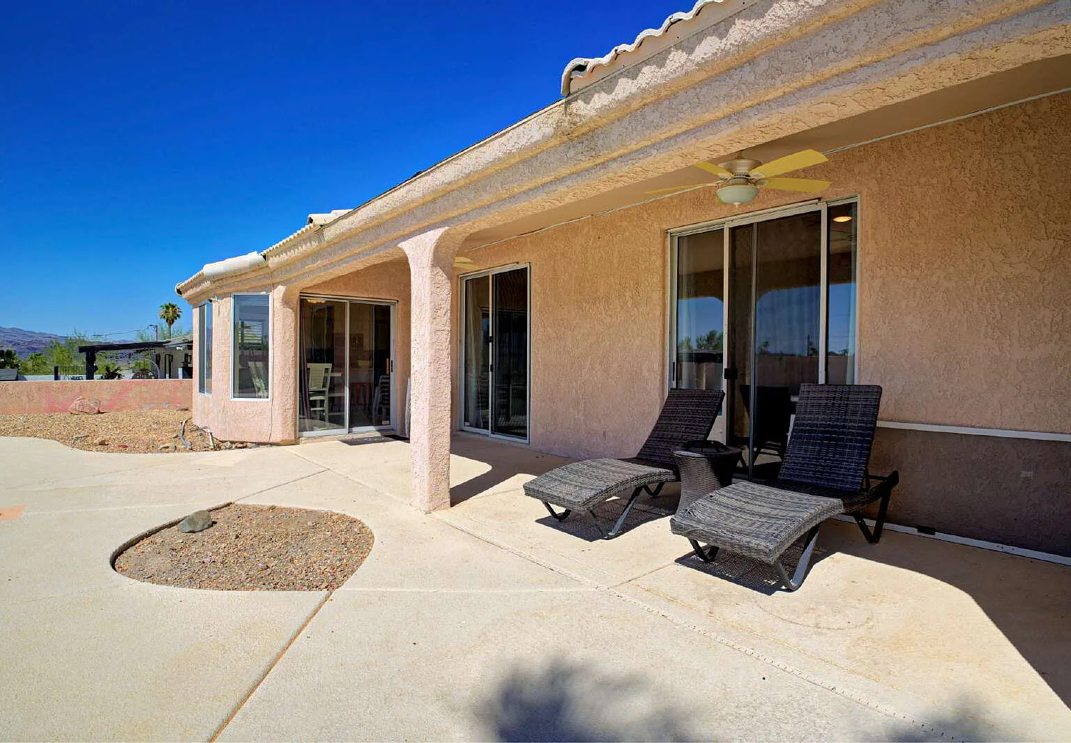 3 bed, 2.0 bath, 2154 sqft, $2,500 — Photo 4