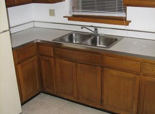 175 S Villa Ave APT 1, Addison, IL 60101