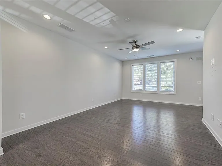 415 Gartrell St SE #7 — Photo 13