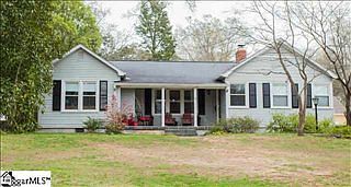 1st image of 11 Seminole Dr