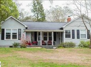 11 Seminole Dr, Greenville, SC 29605