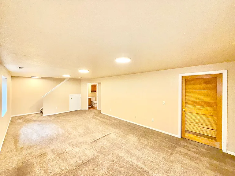 6050 Emma Ln — Photo 22
