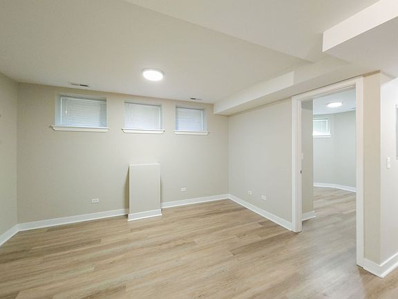 5th image of 1900 N Lincoln Ave #1916-B01