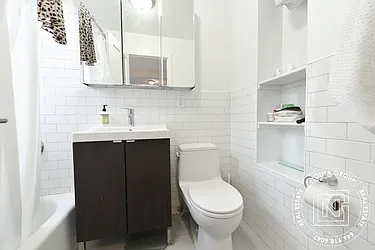 Rented by Nolita Group