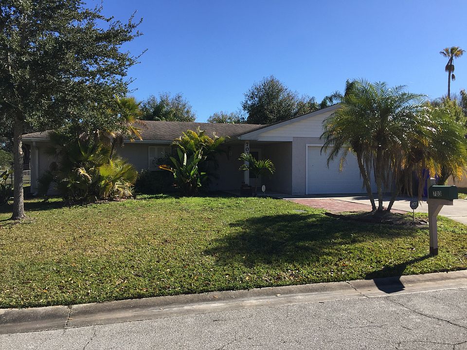 1st image of 703 N Lavon Ave