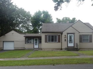 293 Brett Rd, Irondequoit, NY 14609