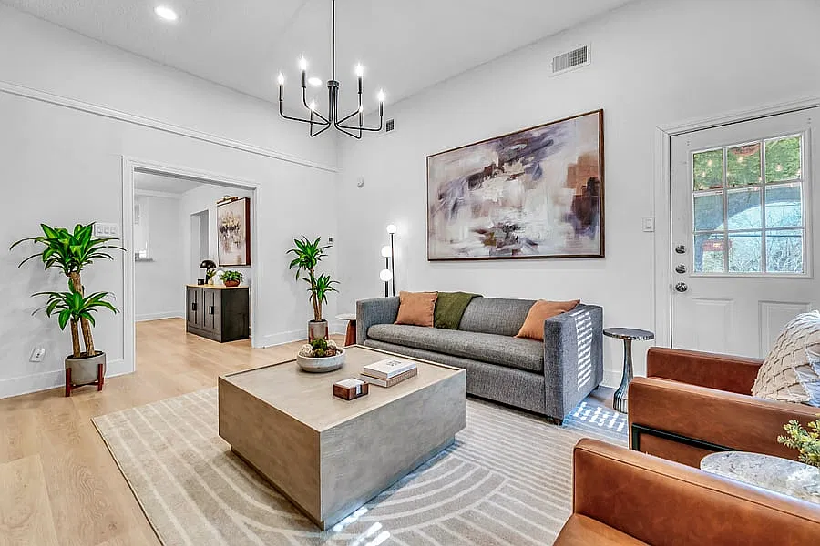 2 bed, 1250 sqft, $3,900 — Photo 3
