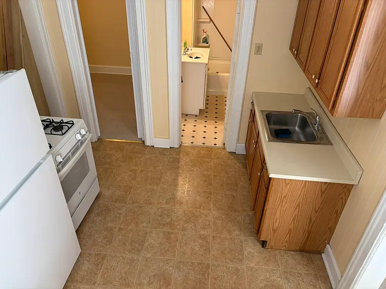 141 Congress St #1R — Photo 4