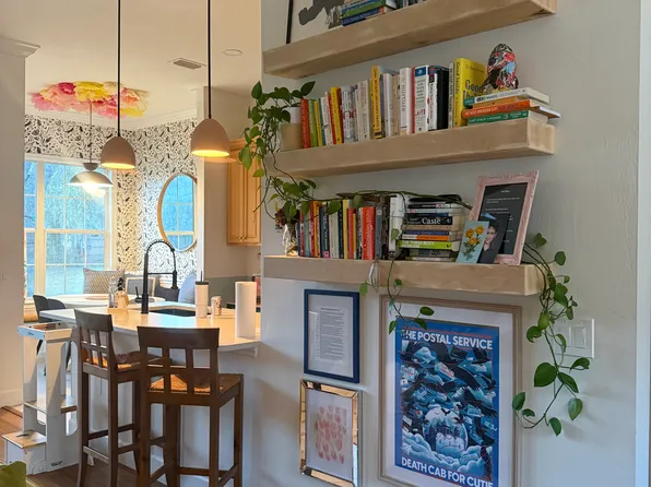 9828 SW 37th Rd, Gainesville, FL 32608