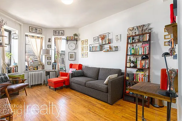 Rented by D'Andrea Craig Realty | media 4