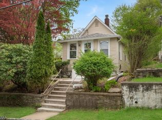188 W Chrystal St, Dover, NJ 07801